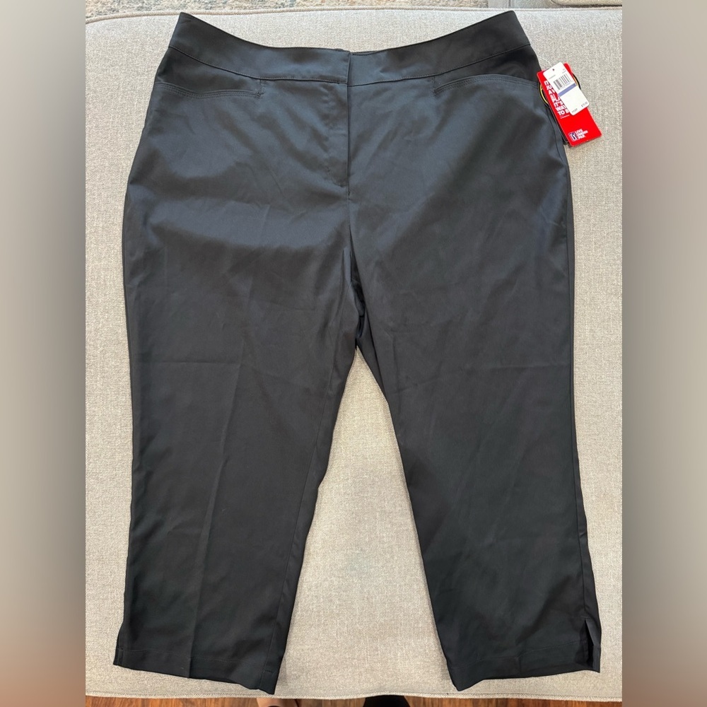 NWT‎ PGA Tour Golf Black Cropped Pants Capri